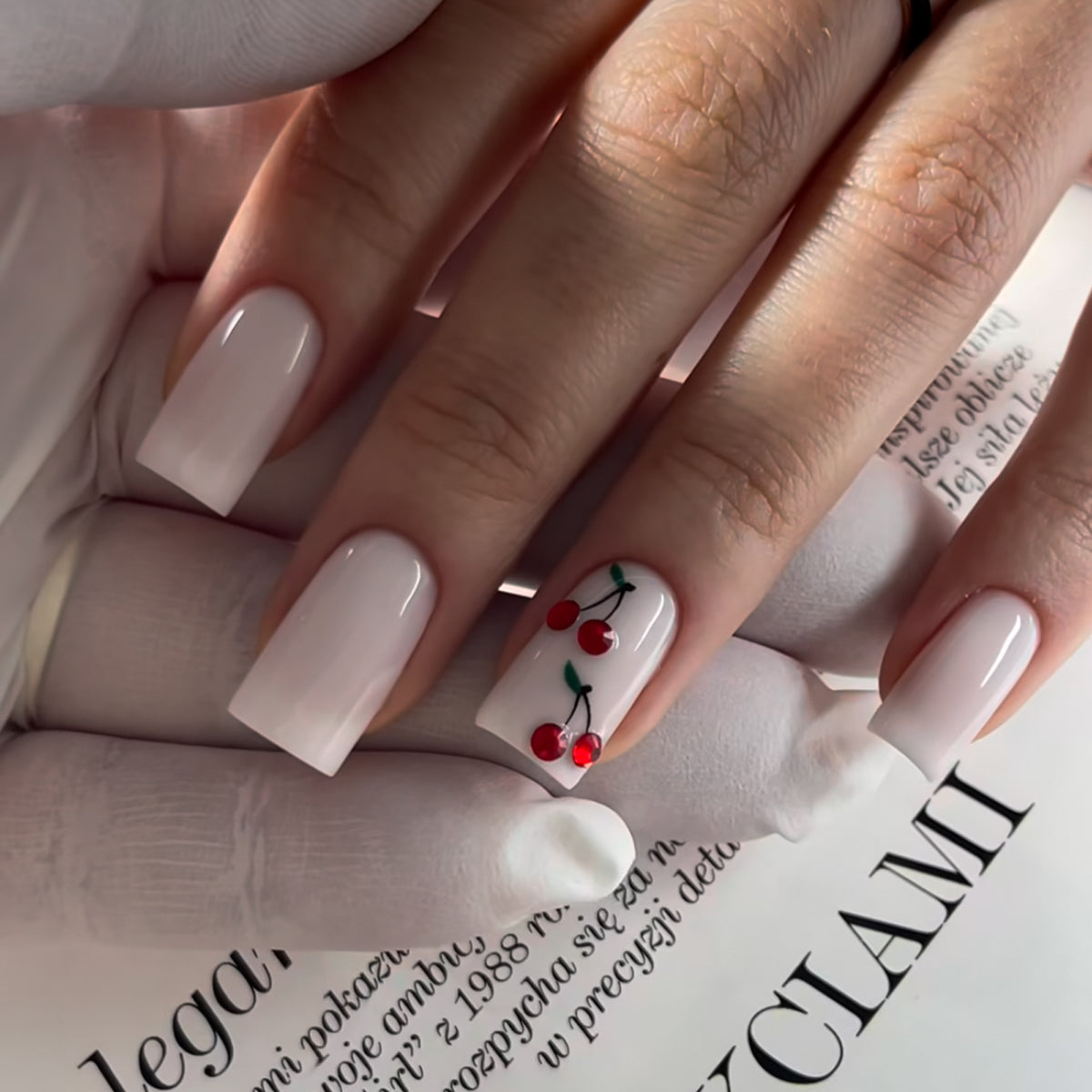 DIY Press-On Nails | 24pcs Natural Look, 2-Minute Manicure